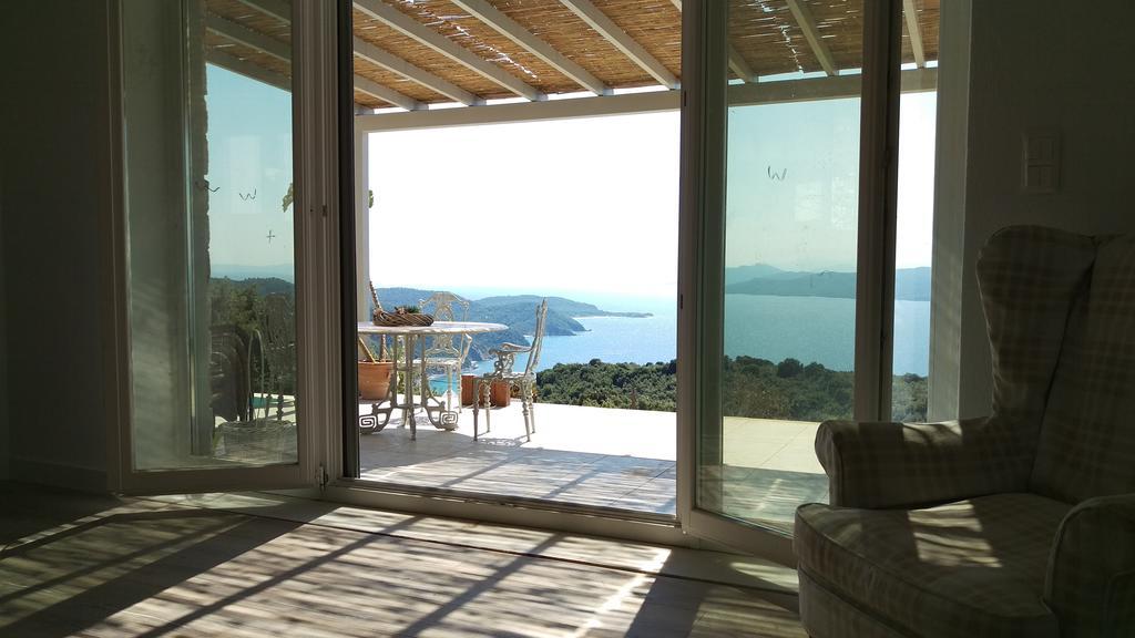 Luxury Villa In Kechria Bagian luar foto